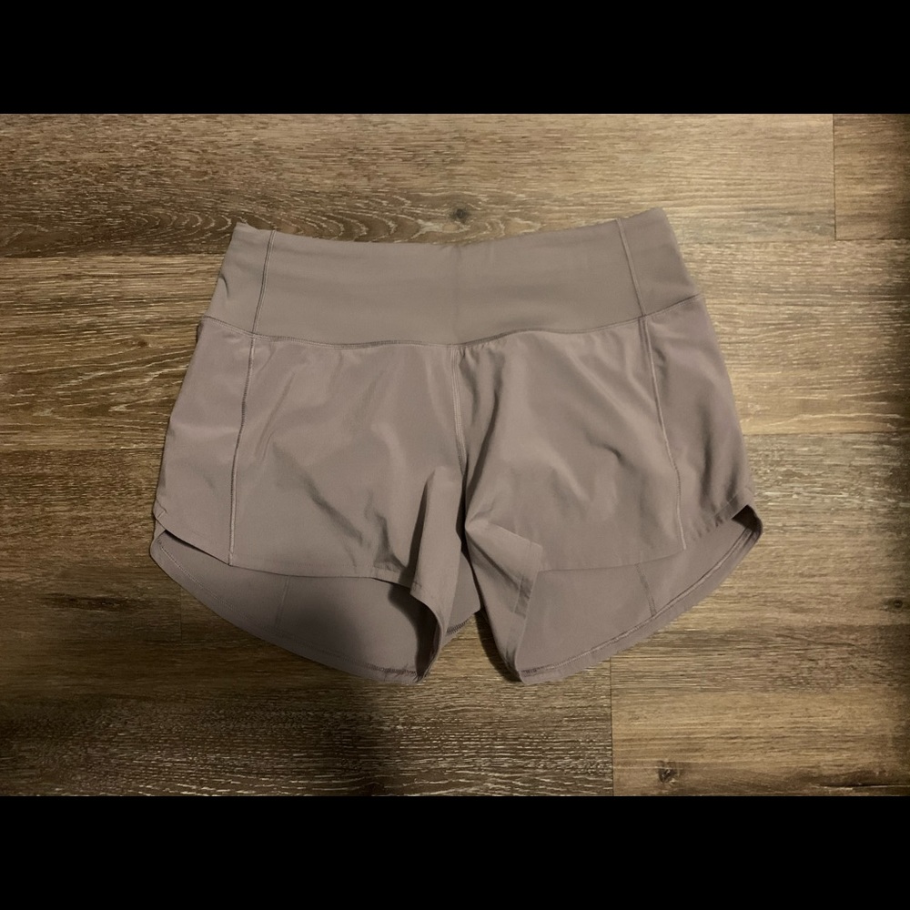NWOT lululemon speed up short 4” size 4